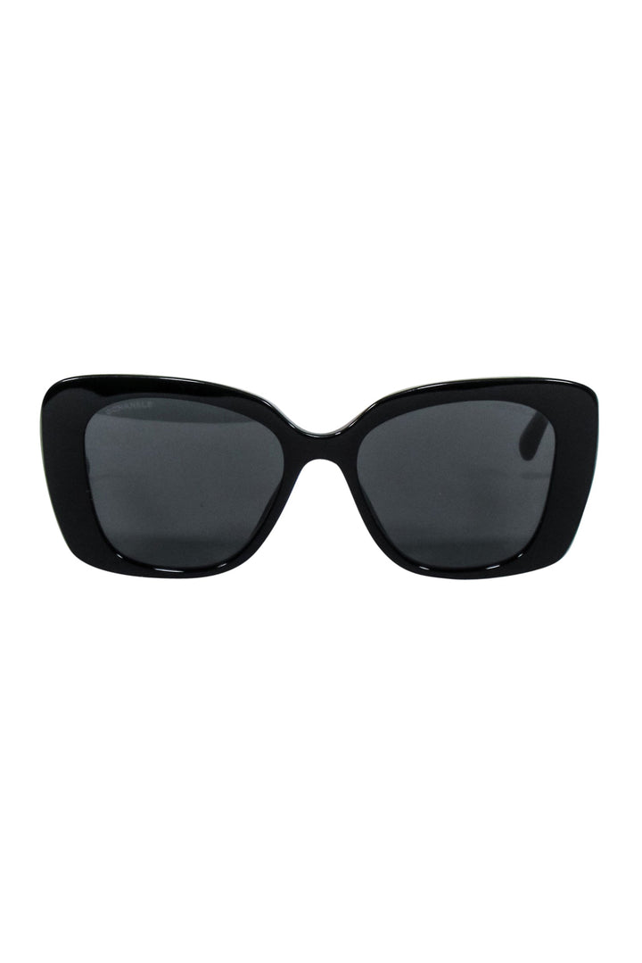 Top Quality Chanel - Black Frames w/ Bejeweled Top Quality Chanel Leg Sunglasses