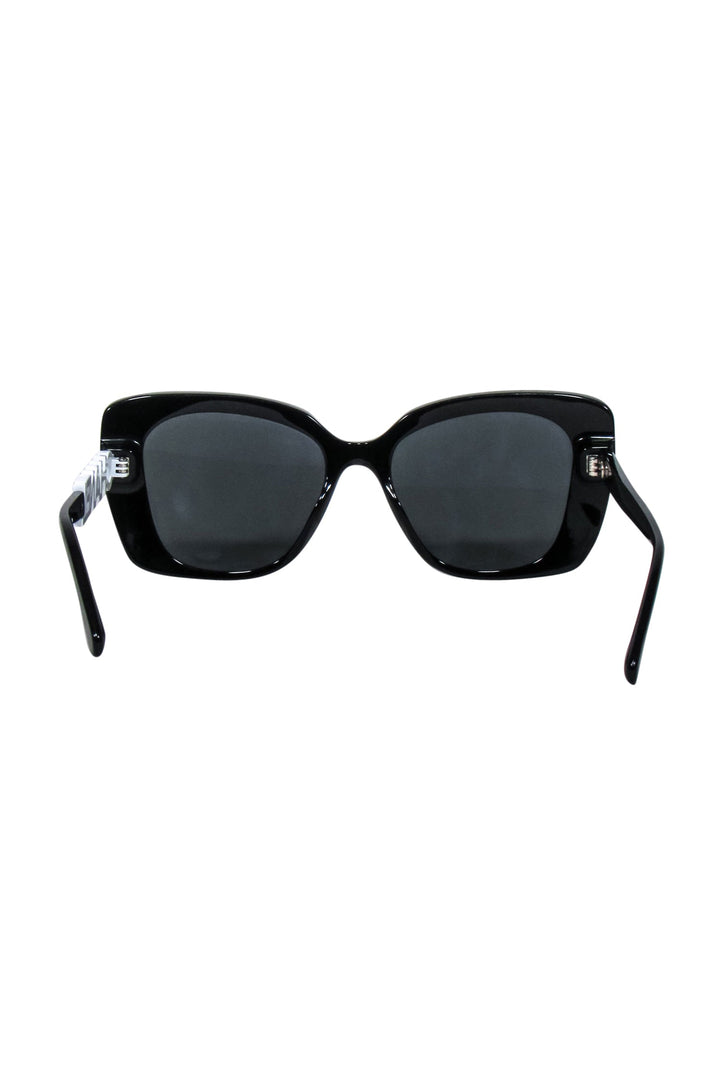 Top Quality Chanel - Black Frames w/ Bejeweled Top Quality Chanel Leg Sunglasses
