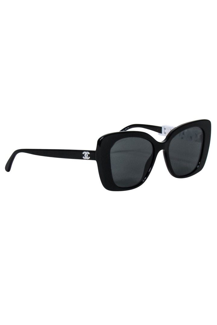 Top Quality Chanel - Black Frames w/ Bejeweled Top Quality Chanel Leg Sunglasses