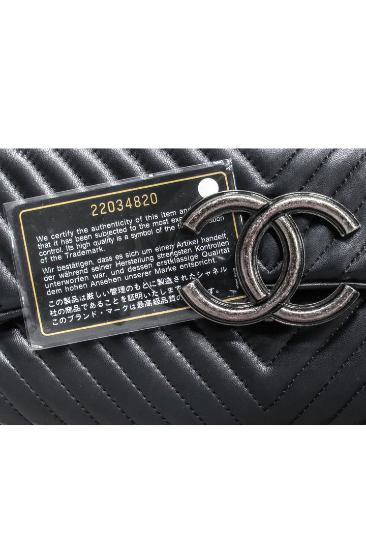 Top Quality Chanel - Black Leather Chevron Clutch