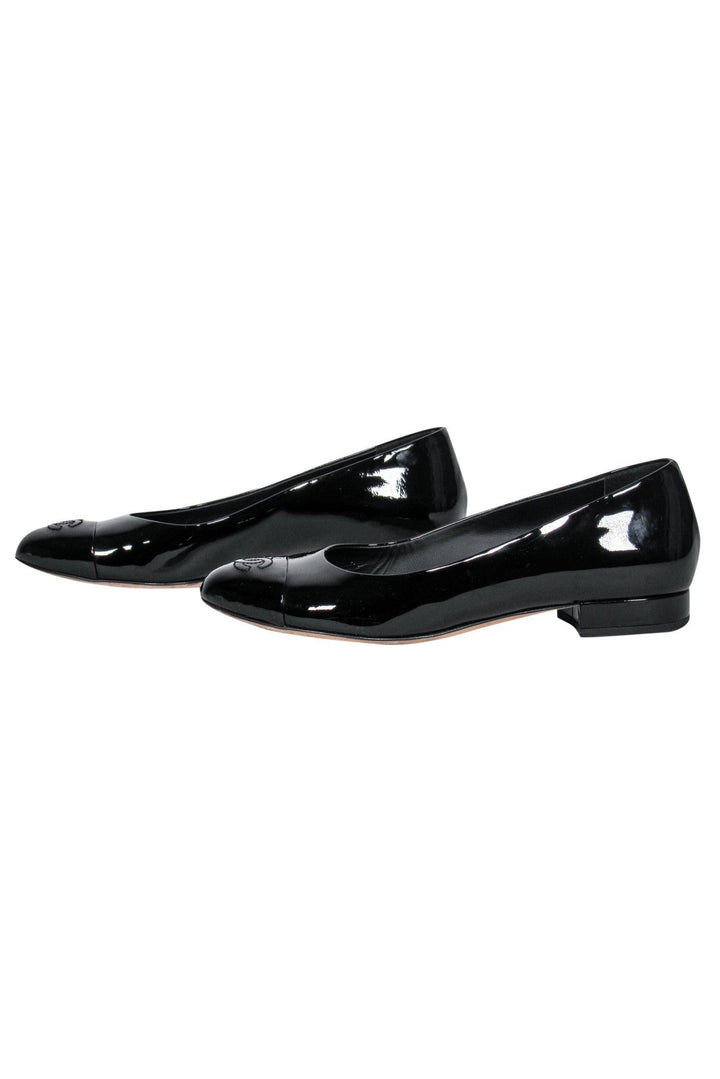 Top Quality Chanel - Black Patent Leather Flats w/ Logo Sz 7
