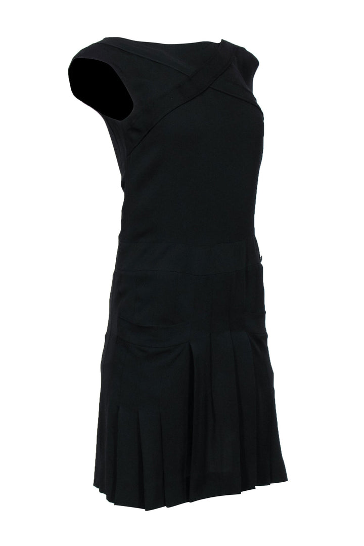 Top Quality Chanel - Black Silk Drop-Waist Sleeveless Dress w/ Pleated Skirt & Pockets Sz 2