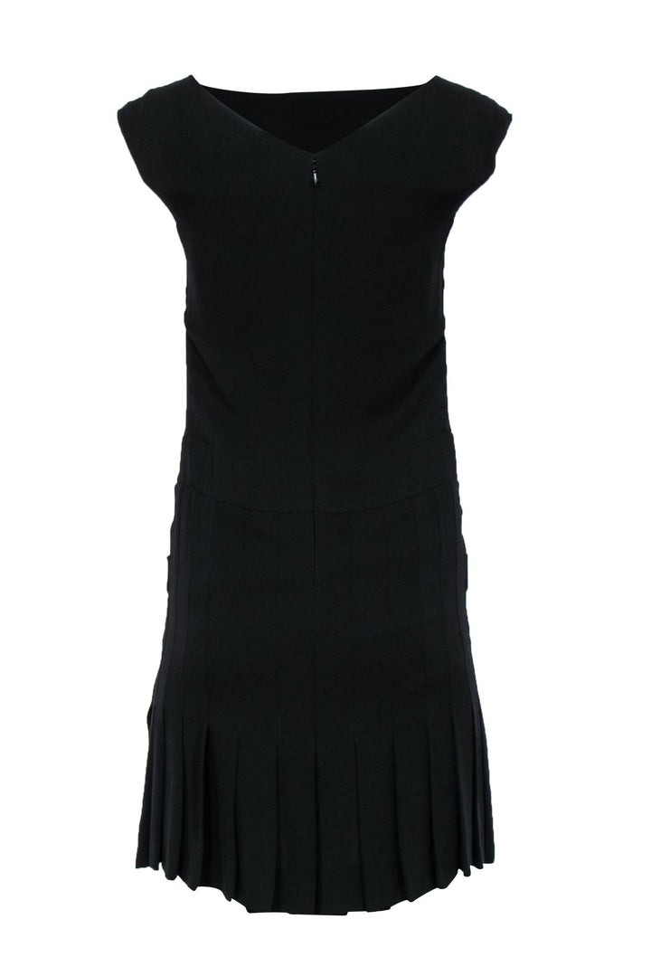 Top Quality Chanel - Black Silk Drop-Waist Sleeveless Dress w/ Pleated Skirt & Pockets Sz 2