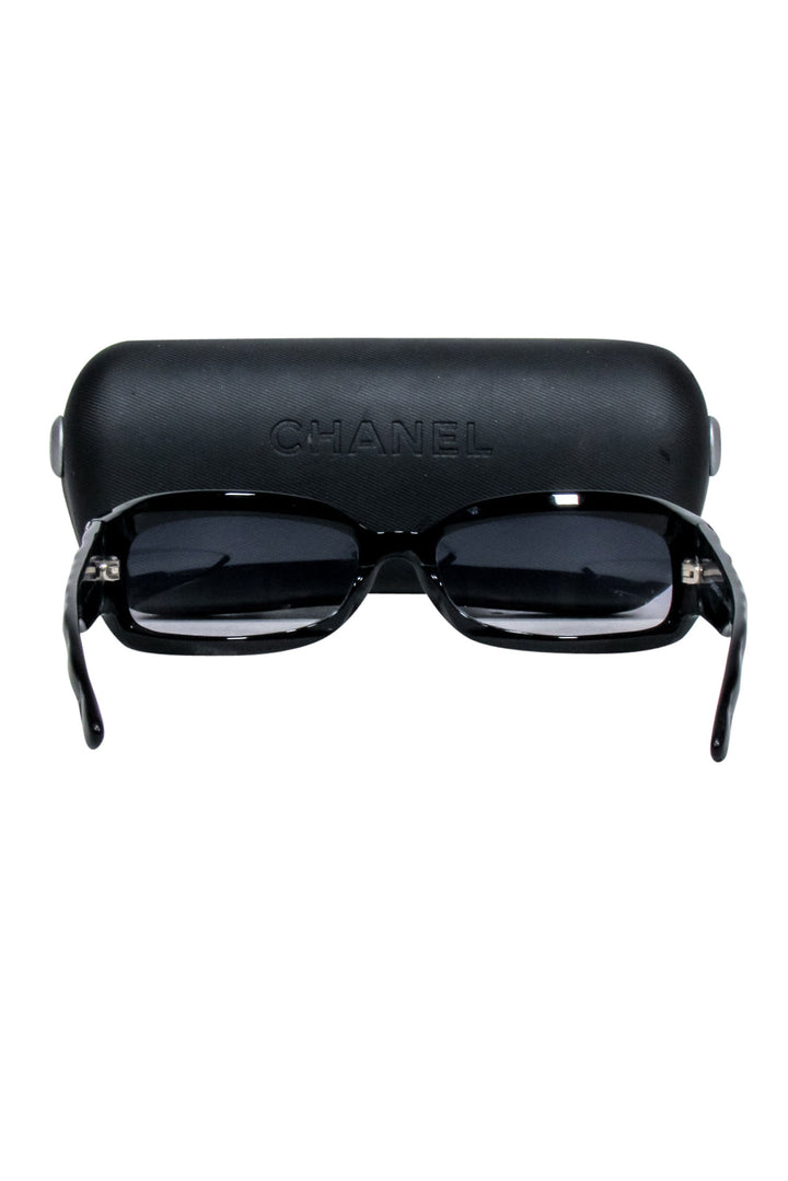 Top Quality Chanel - Black Slim Sunglasses w/ Textured Side Detail
