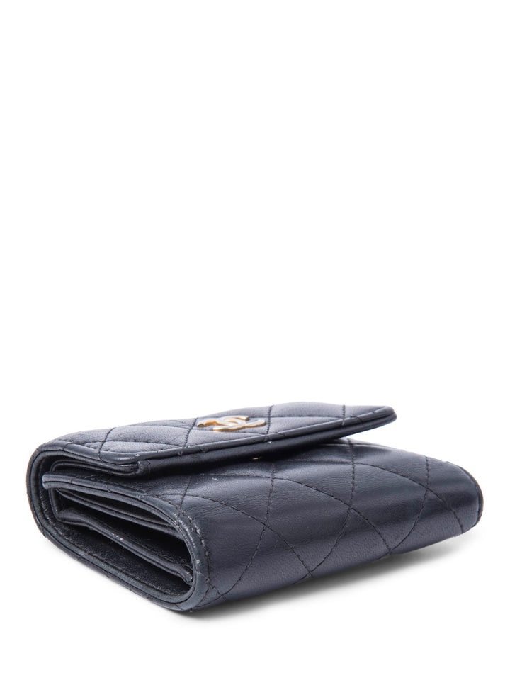 Top Quality Chanel CC Logo Quilted Compact Wallet Black