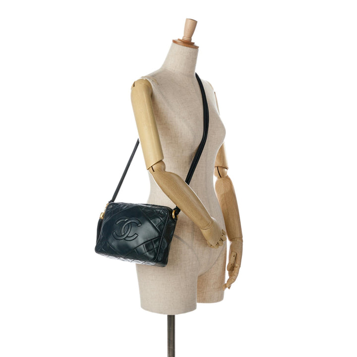Top Quality Chanel CC Quilted Lambskin Tassel Camera Bag (SHG-P5tGZz)