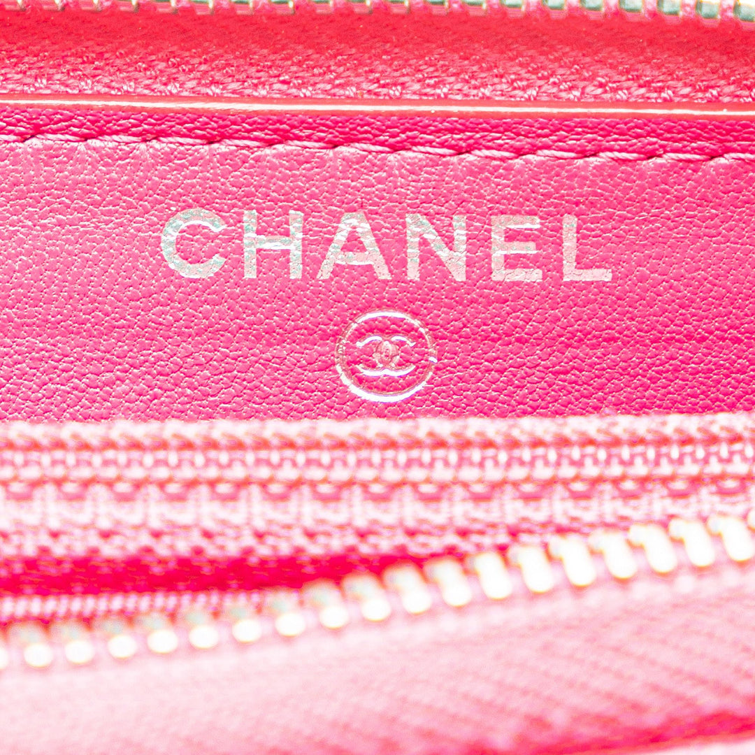 Top Quality Chanel CC Quilted Lambskin Zip Around Wallet (SHG-TJpHnQ)