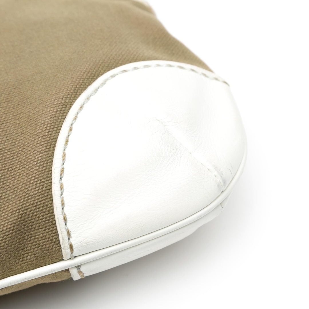 Top Quality Chanel Canvas Olsen Shoulder Bag (SHG-PeoYK5)
