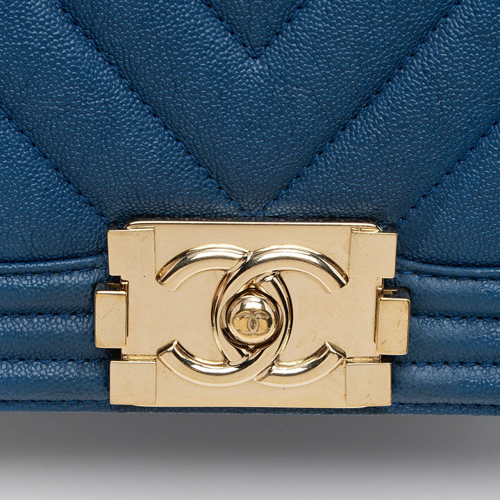 Top Quality Chanel Chevron Caviar Leather Small Boy Bag (SHF-8Ra64e)