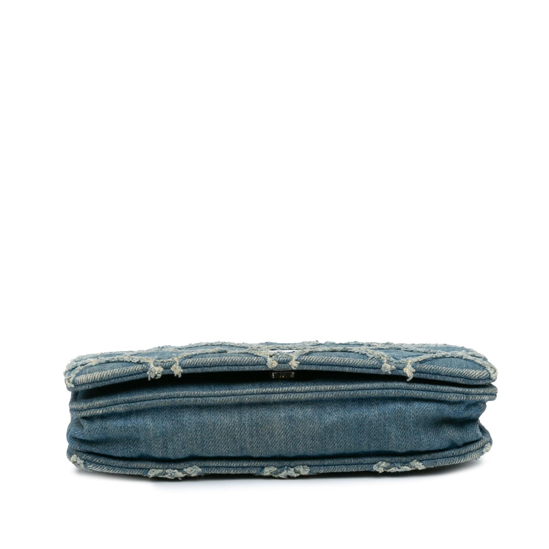 Top Quality Chanel Frayed Denim Wallet On Chain (SHG-GP7alA)