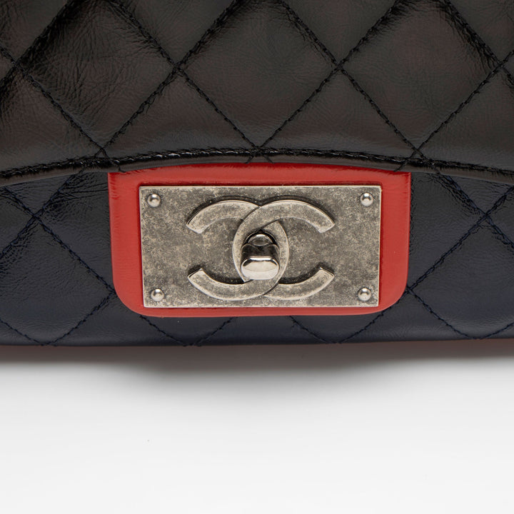 Top Quality Chanel Glazed Calfskin CC Plate Medium Flap Bag (SHF-5bc3aa)