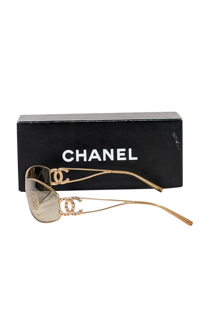 Top Quality Chanel - Gold Logo Side Narrow Sunglasses