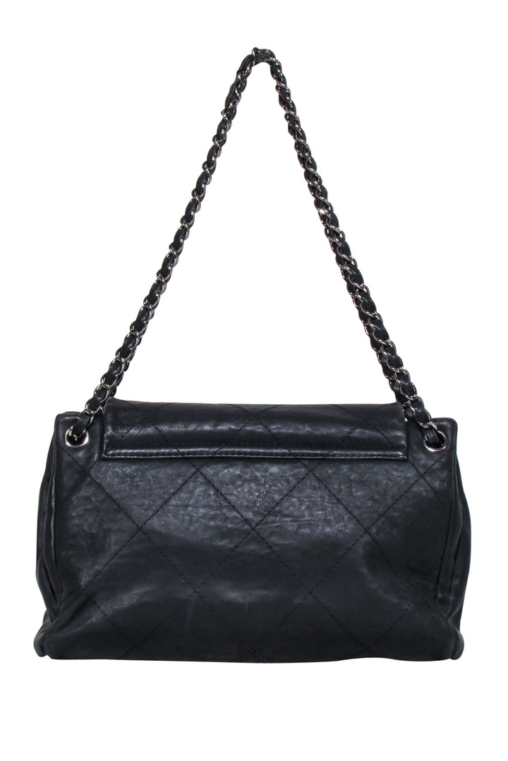 Top Quality Chanel - Hamptons Accordion Flap Quilted Calfskin Shoulder Bag