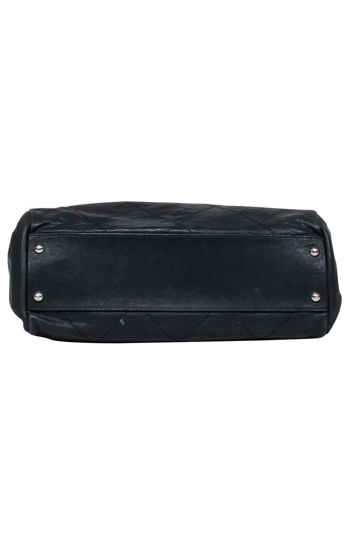 Top Quality Chanel - Hamptons Accordion Flap Quilted Calfskin Shoulder Bag