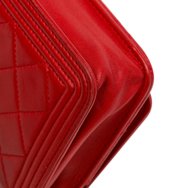 Top Quality Chanel Lambskin Boy Wallet On Chain (SHG-WD2kyT)