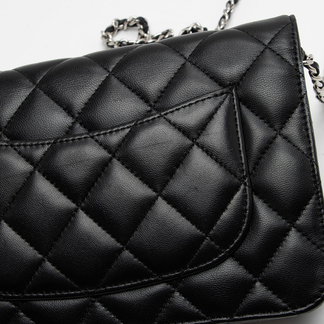 Top Quality Chanel Lambskin Classic Wallet on Chain (SHF-zqvIju)