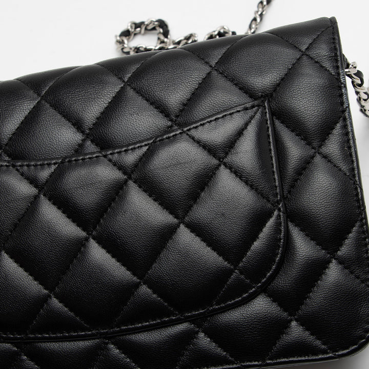 Top Quality Chanel Lambskin Classic Wallet on Chain (SHF-zqvIju)
