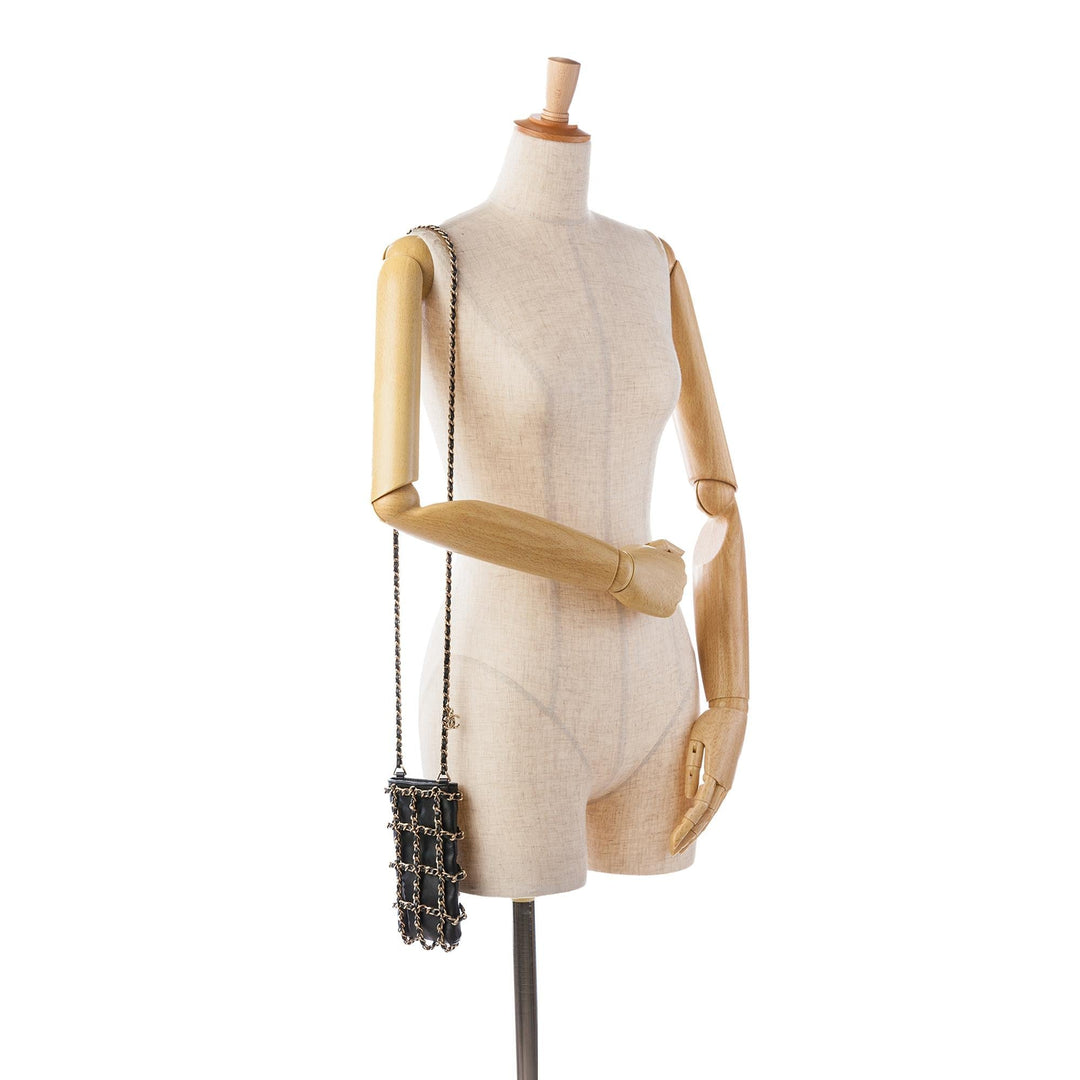 Top Quality Chanel Lambskin Tech Me Out Clutch With Chain (SHG-V9wJ7z)