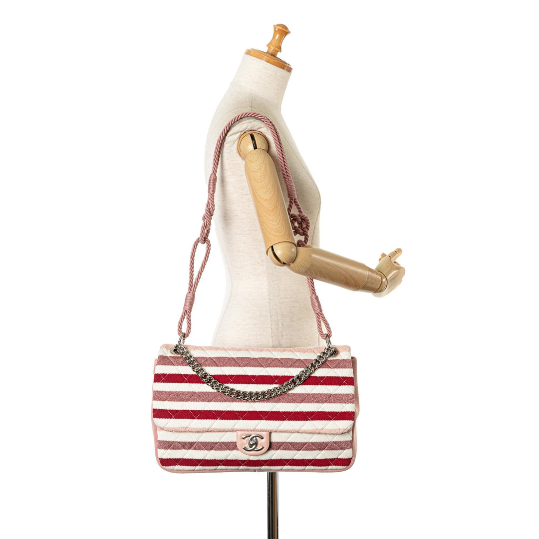 Chanel Maxi Stripe Jersey Felt and Rope Flap (SHG-64cbwe)