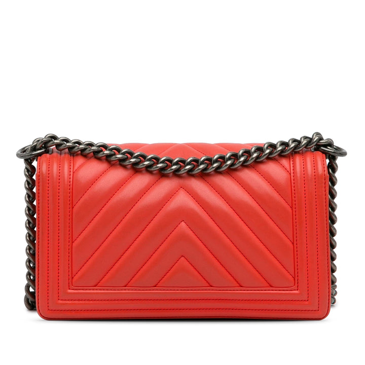 Top Quality Chanel Medium Calfskin Chevron Boy Flap (SHG-EoQdFy)