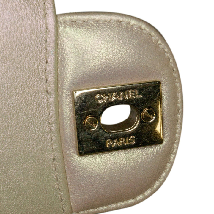 Top Quality Chanel Medium Classic Iridescent Lambskin Double Flap (SHG-kXZTzR)
