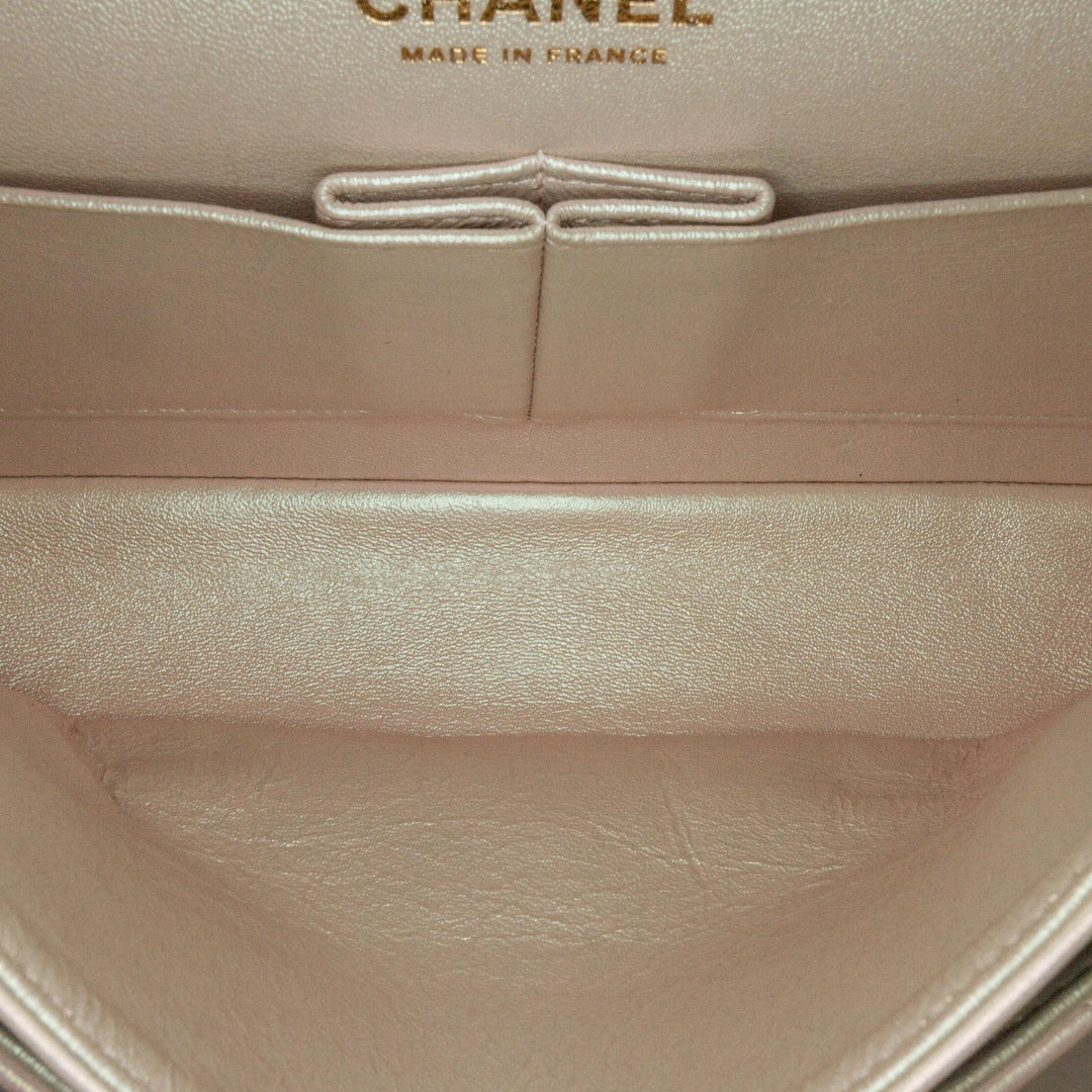 Top Quality Chanel Medium Classic Iridescent Lambskin Double Flap (SHG-kXZTzR)