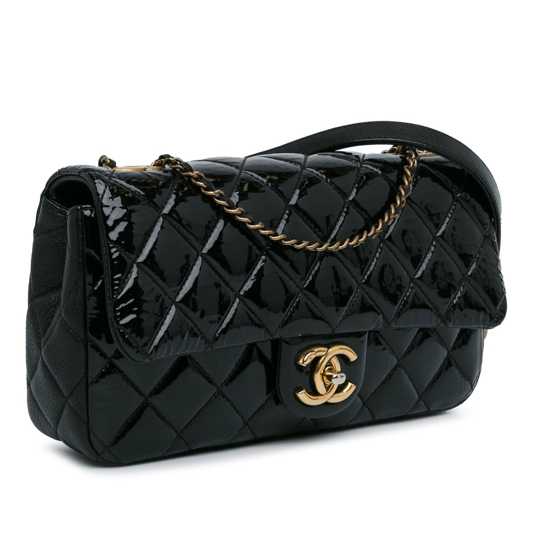 Top Quality Chanel Medium Patent Goatskin CC Eyelet Flap (SHG-7lc5oU)