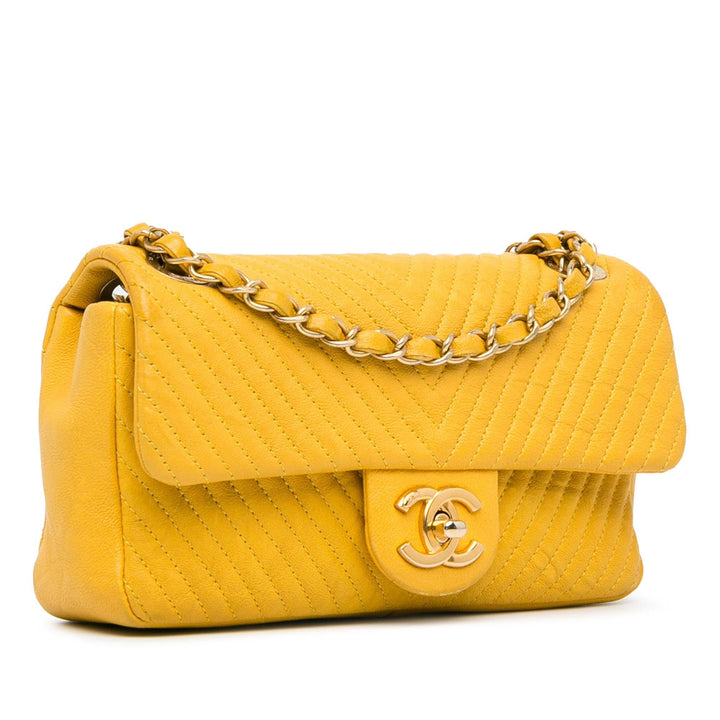 Top Quality Chanel Medium Wrinkled Calfskin Chevron Medallion Charm Surpique Flap (SHG-lFqOe2)