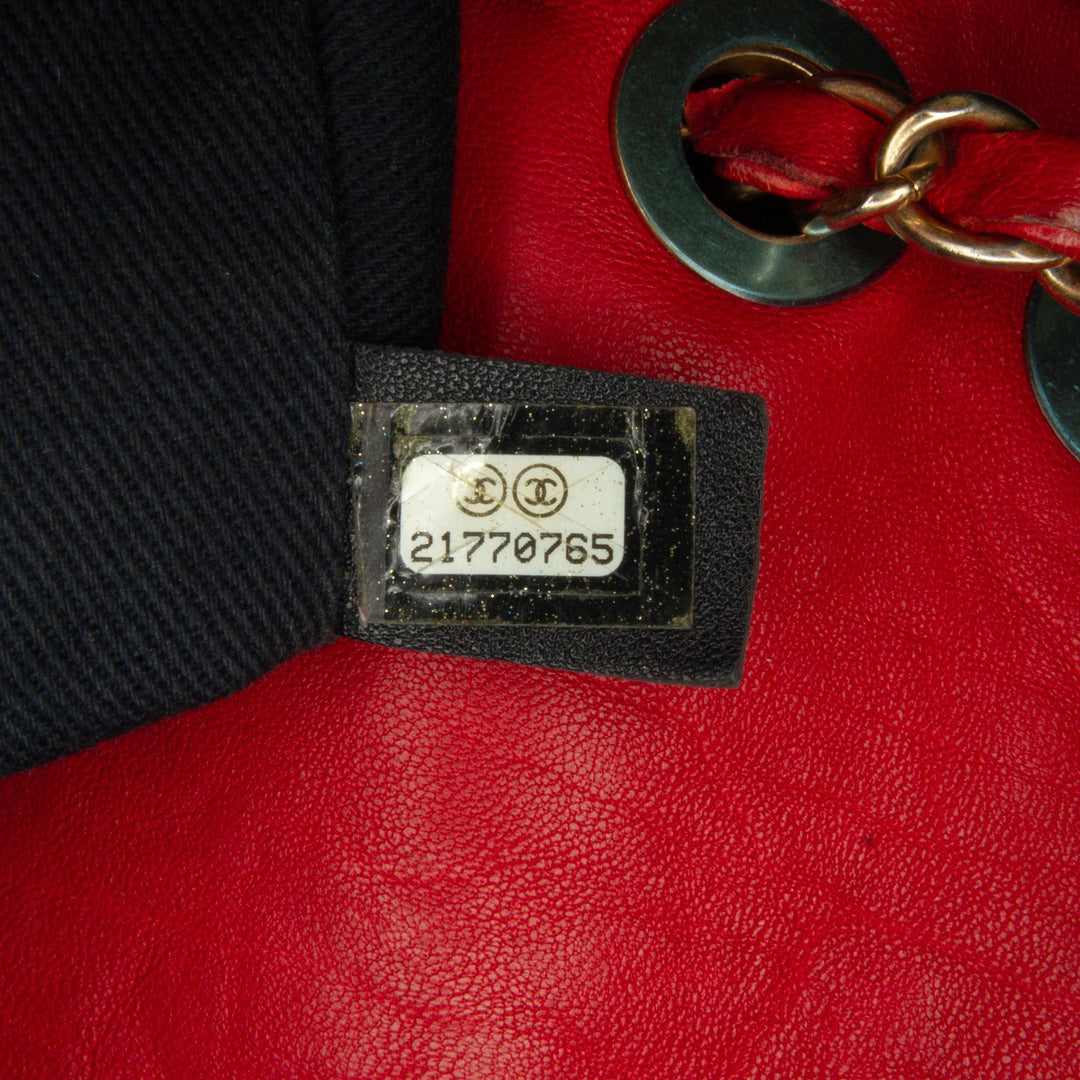 Top Quality Chanel Medium Wrinkled Calfskin Quilted Chevron Medallion Charm Surpique Flap (SHG-hytIzX)