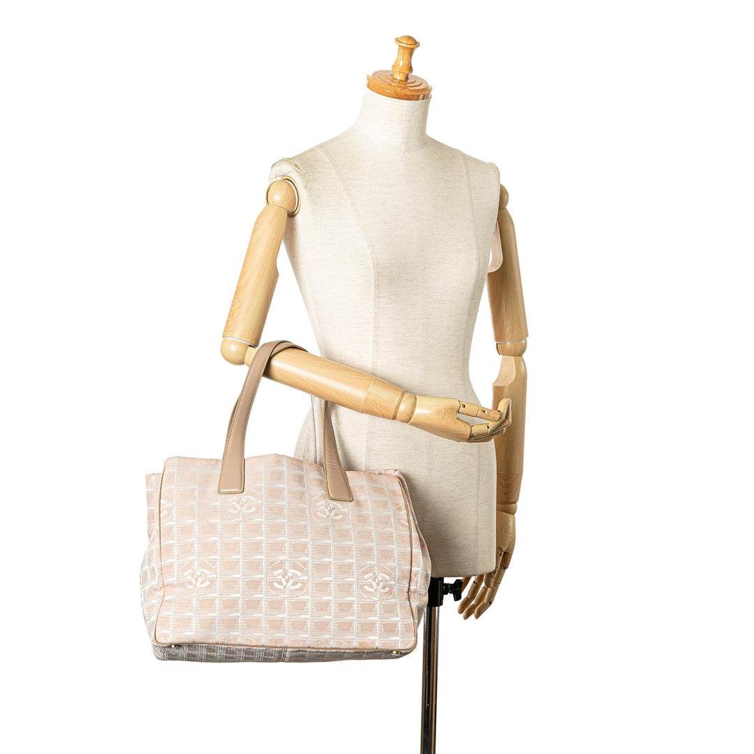 Top Quality Chanel New Travel Line Tote (SHG-EGuO8A)