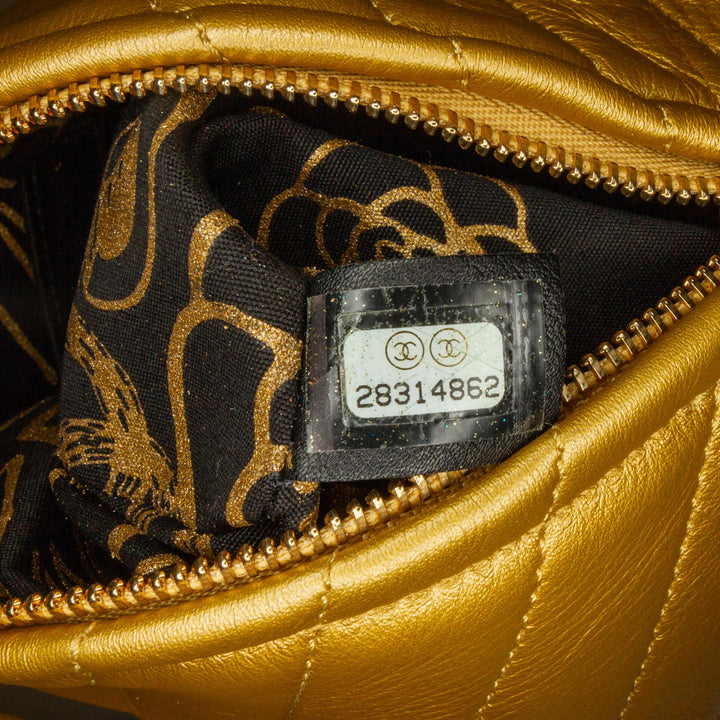 Top Quality Chanel Pyramid Leather Clutch (SHG-Neh7KN)