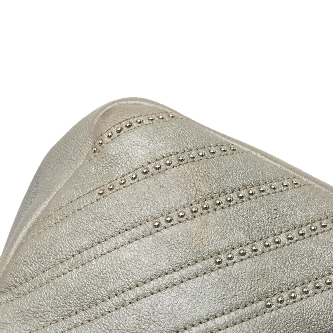 Top Quality Chanel Small Chevron Calfskin Stud Wars Flap (SHG-l15TVk)