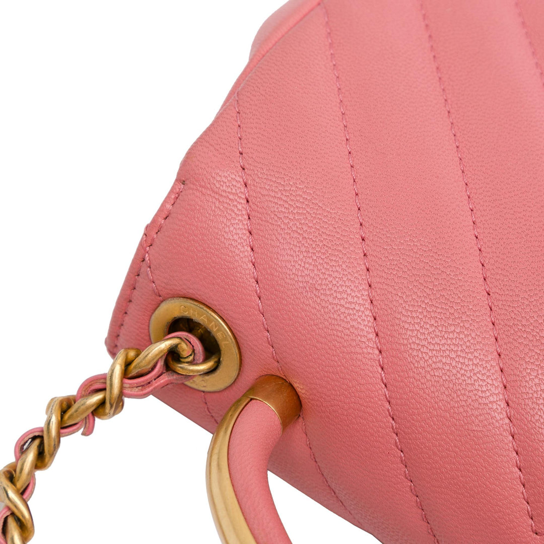 Top Quality Chanel Small Chevron Lambskin Reversed Round Flap (SHG-tiKa51)