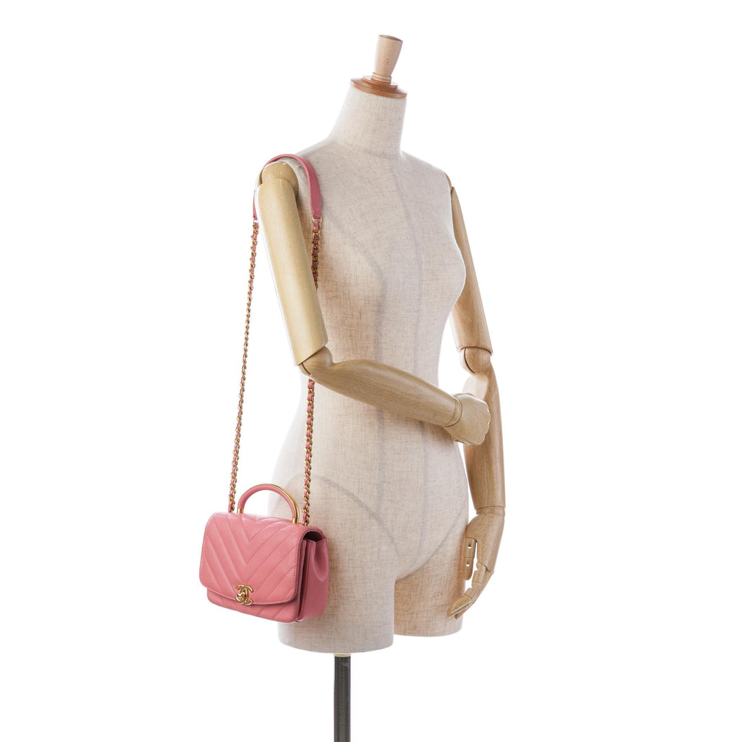 Top Quality Chanel Small Chevron Lambskin Reversed Round Flap (SHG-tiKa51)