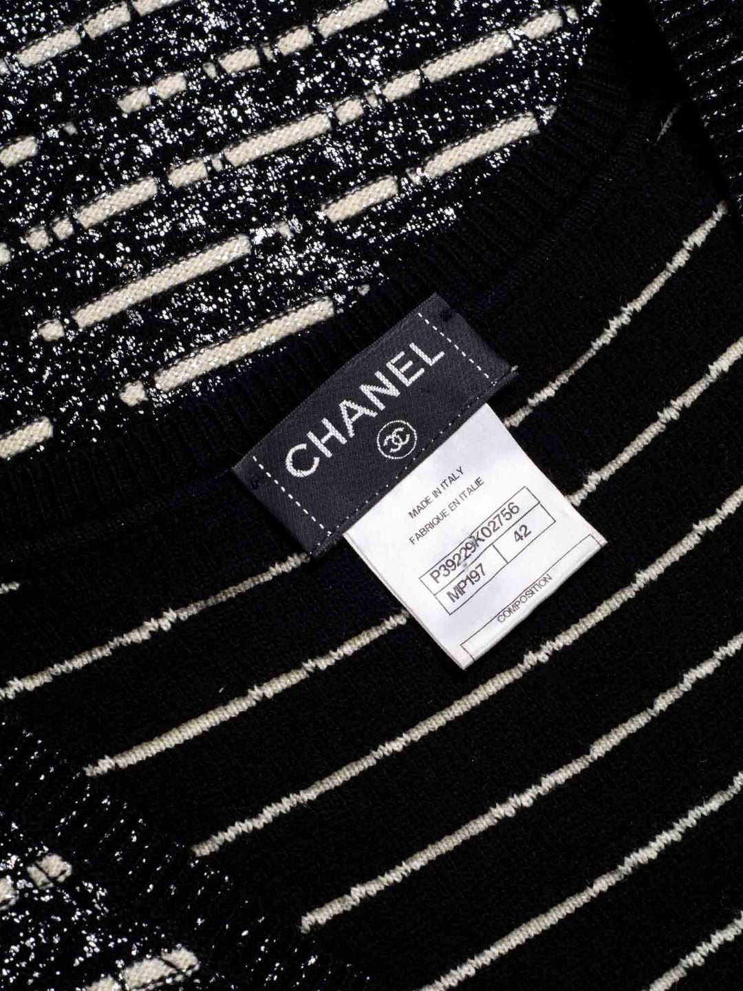 Top Quality Chanel Sparkly Knit CC Logo Dress Black White
