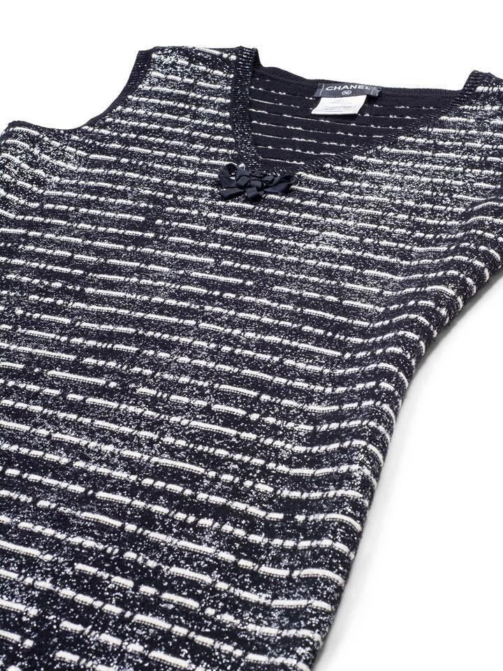 Top Quality Chanel Sparkly Knit CC Logo Dress Black White