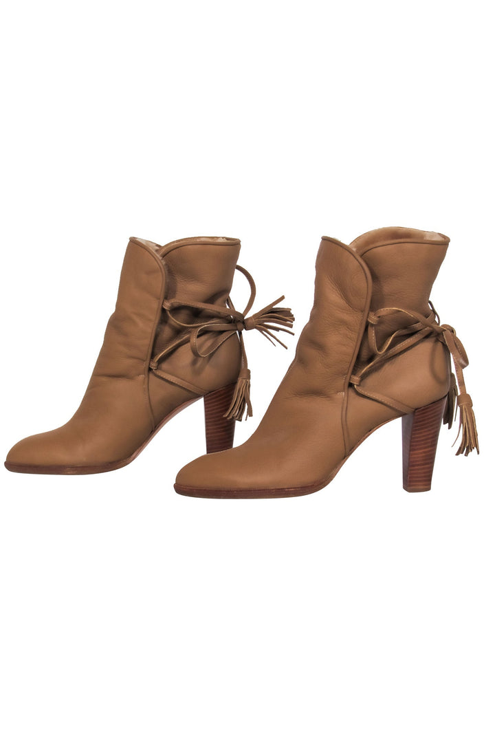 Top Quality Chanel - Tan Leather Heeled Boot w/ Fuzzy Lining Sz 8