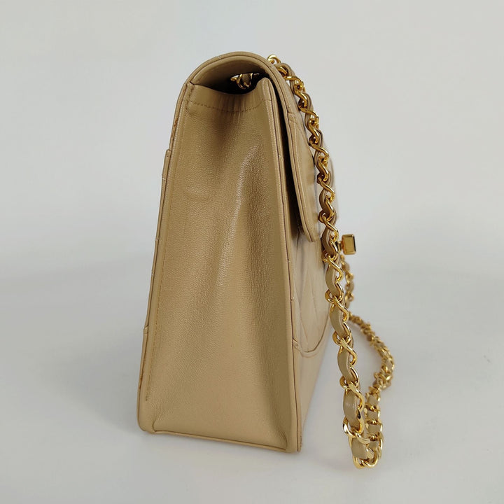 Top Quality Chanel Top Quality Chanel Top Quality Chanel Timeless Classica turn lock bag in beige leather