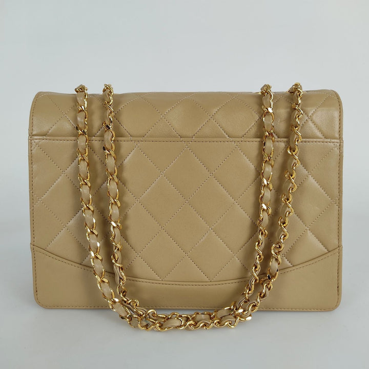 Top Quality Chanel Top Quality Chanel Top Quality Chanel Timeless Classica turn lock bag in beige leather