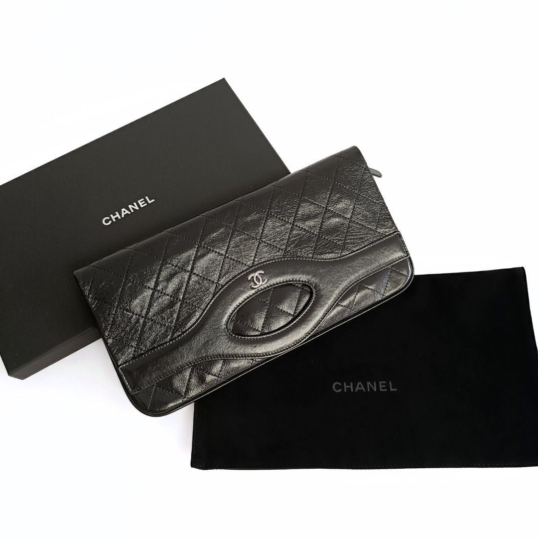 Top Quality Chanel Clutch handbag in matelasse black leather