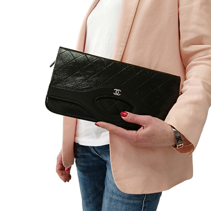 Top Quality Chanel Clutch handbag in matelasse black leather