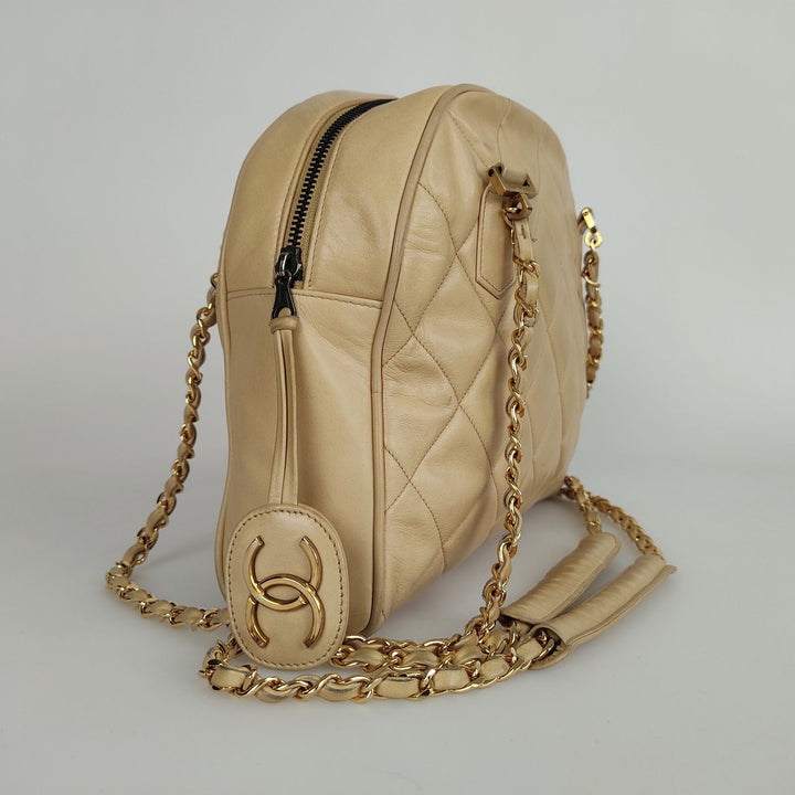 Top Quality Chanel Top Quality Chanel Top Quality Chanel shoulder bag in beige matelasse leather from the 80s