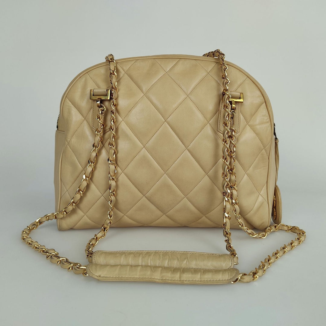Top Quality Chanel Top Quality Chanel Top Quality Chanel shoulder bag in beige matelasse leather from the 80s