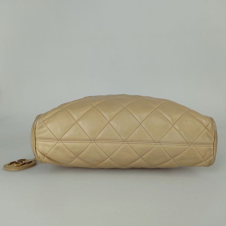 Top Quality Chanel Top Quality Chanel Top Quality Chanel shoulder bag in beige matelasse leather from the 80s