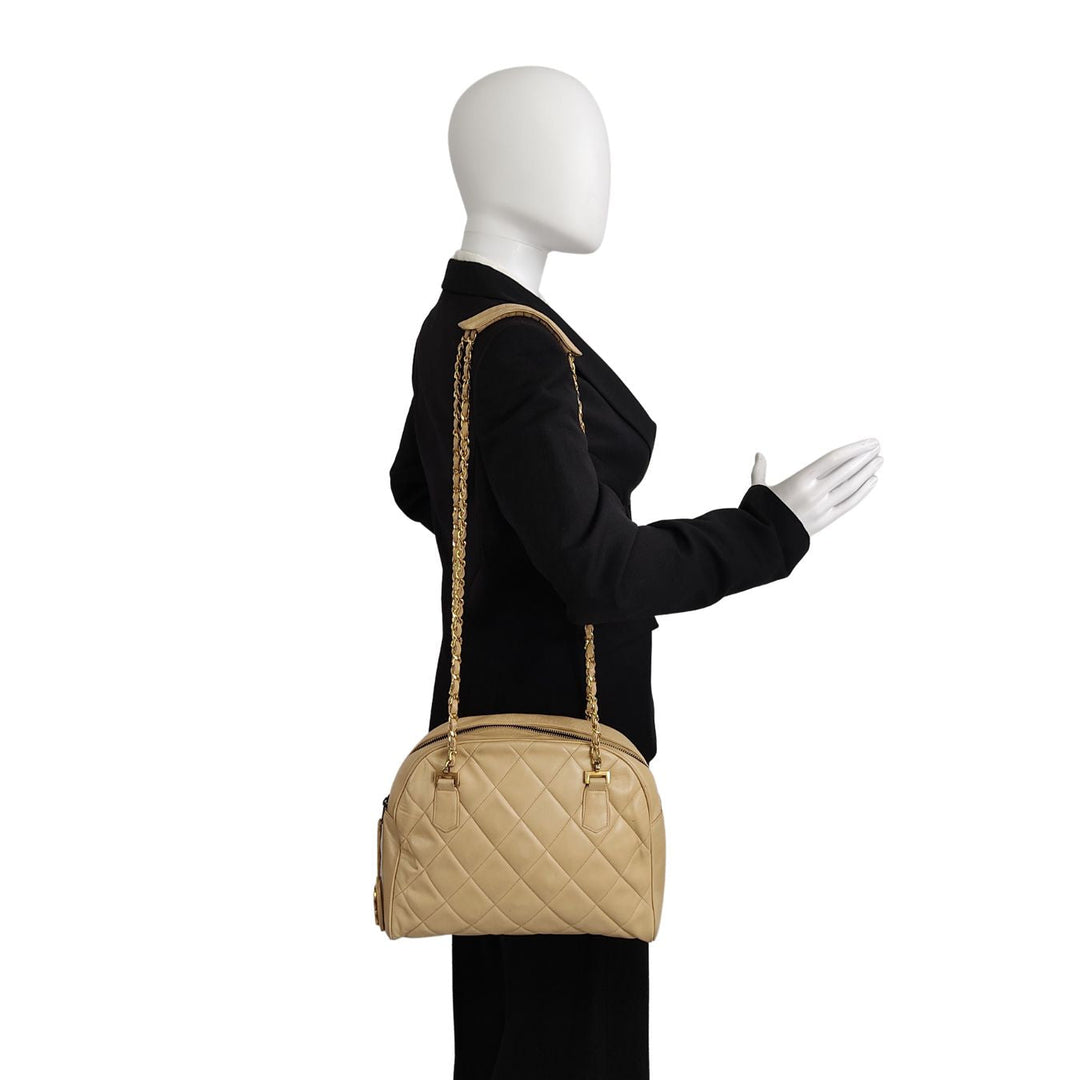 Top Quality Chanel Top Quality Chanel Top Quality Chanel shoulder bag in beige matelasse leather from the 80s