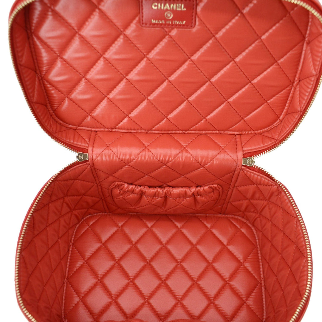 Top Quality Chanel Caviar Leather Quilted Large Cosmetic Vanity Pouch Red
