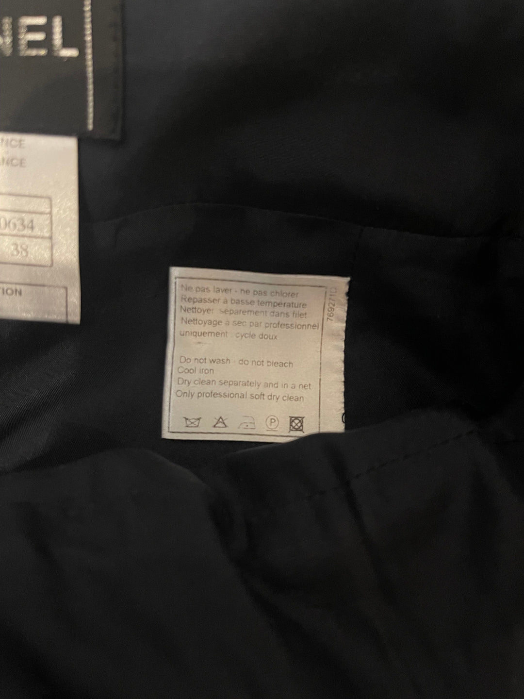 Top Quality Chanel 07/P Black, Navy and White Houndstooth Midi Skirt FR 38 (UK 10)