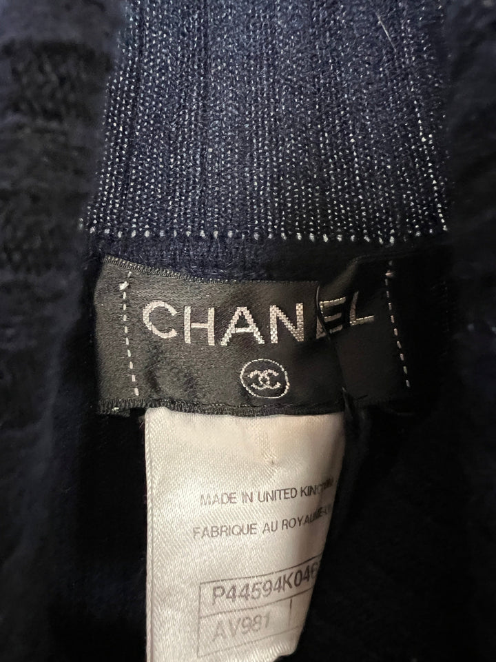 Top Quality Chanel Navy Ribbed Cashmere Roll Neck Long Sleeve Jumper with CC Logo Detail FR 36 (UK 8)