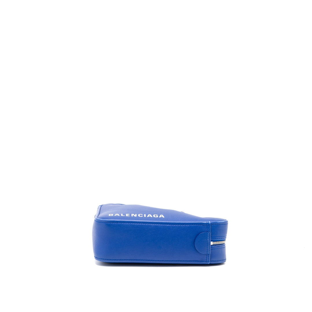 Top Quality Balenciaga Triangle Duffle Bag Calfskin Blue SHW