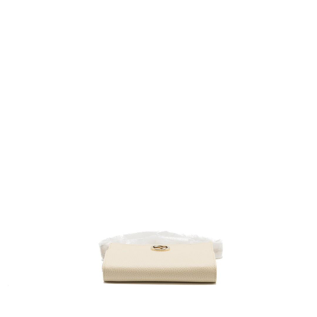 Gucci Interlocking G Crossbody Chain Bag Wallet leather White